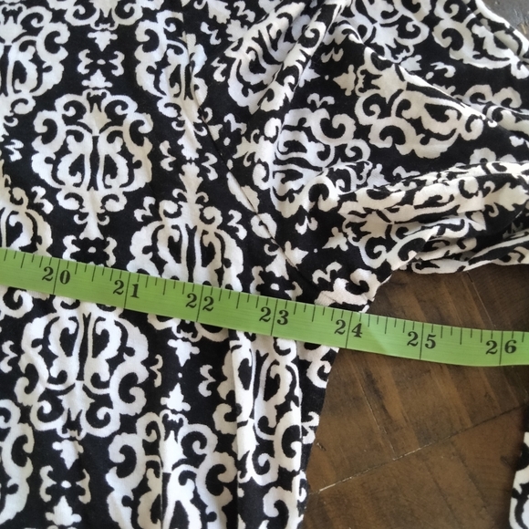 Anne Klein Sophisticated Black and White V-Neck Sheer Trim Hi Lo Tunic Sz XL NWT - Picture 8 of 9